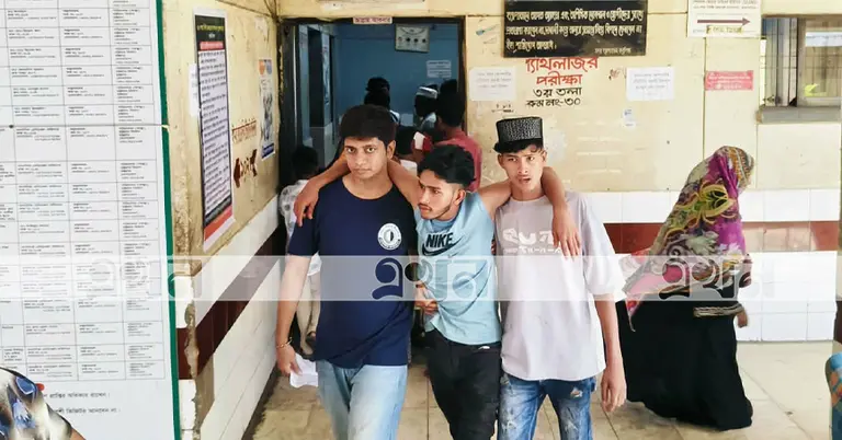 আহতদের প্রাথমিক চিকিৎসা